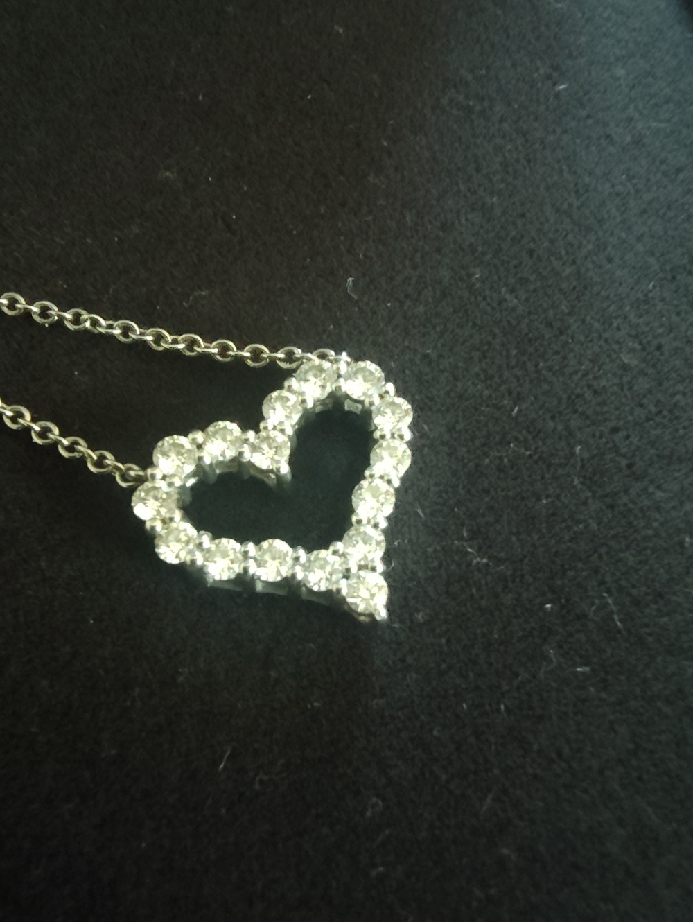 *TRADED*Tiffany & Co. Platinum And Diamond Heart Pendant Necklace - Picture 8 of 9